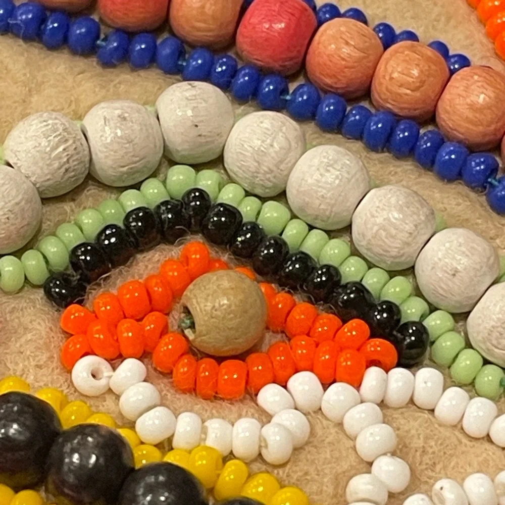 Vintage Handmade Beaded Mask on Cloth. Unknown Origin. - Picture 5 of 8